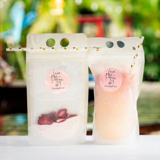 Love Potion #9 Strawberries & Cream Cocktail Pouch